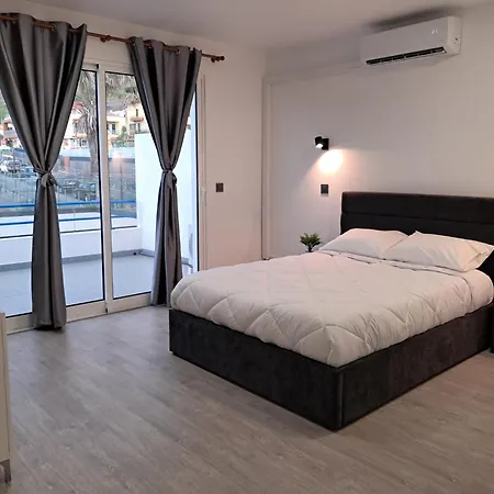 Atlantic Apartment
